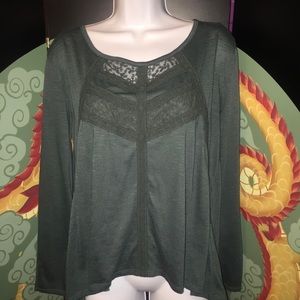 TAYLOR & SAGE Peasant Top M